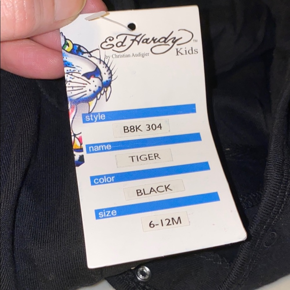 Ed Hardy Baby Onzie - Picture 5 of 5